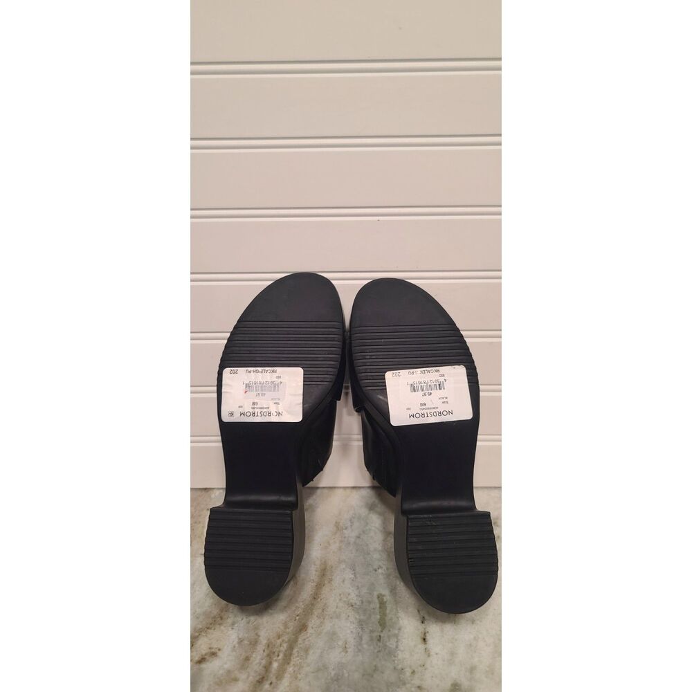 Nordstrom Rack Womens Black Caleigh Crossover Sandal Size 6 NWT - Picture 4 of 4